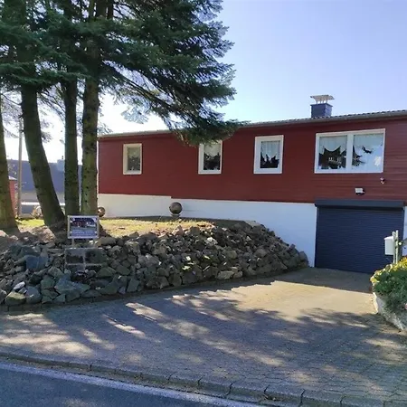 Ferienhaus Sonnenschein Am Holzmaar Semesterbostad *