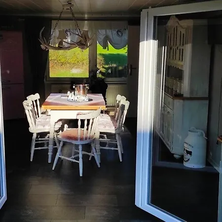 Ferienhaus Sonnenschein Am Holzmaar Semesterbostad Wallscheid