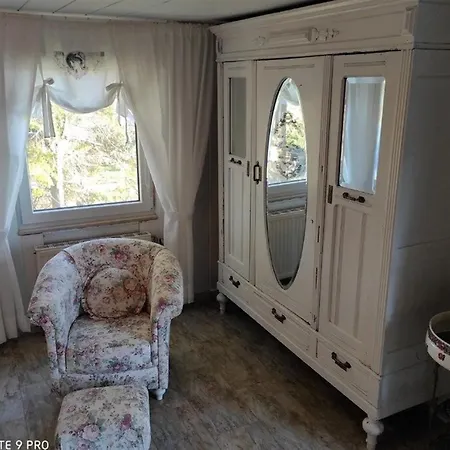 Semesterbostad Ferienhaus Sonnenschein Am Holzmaar Wallscheid